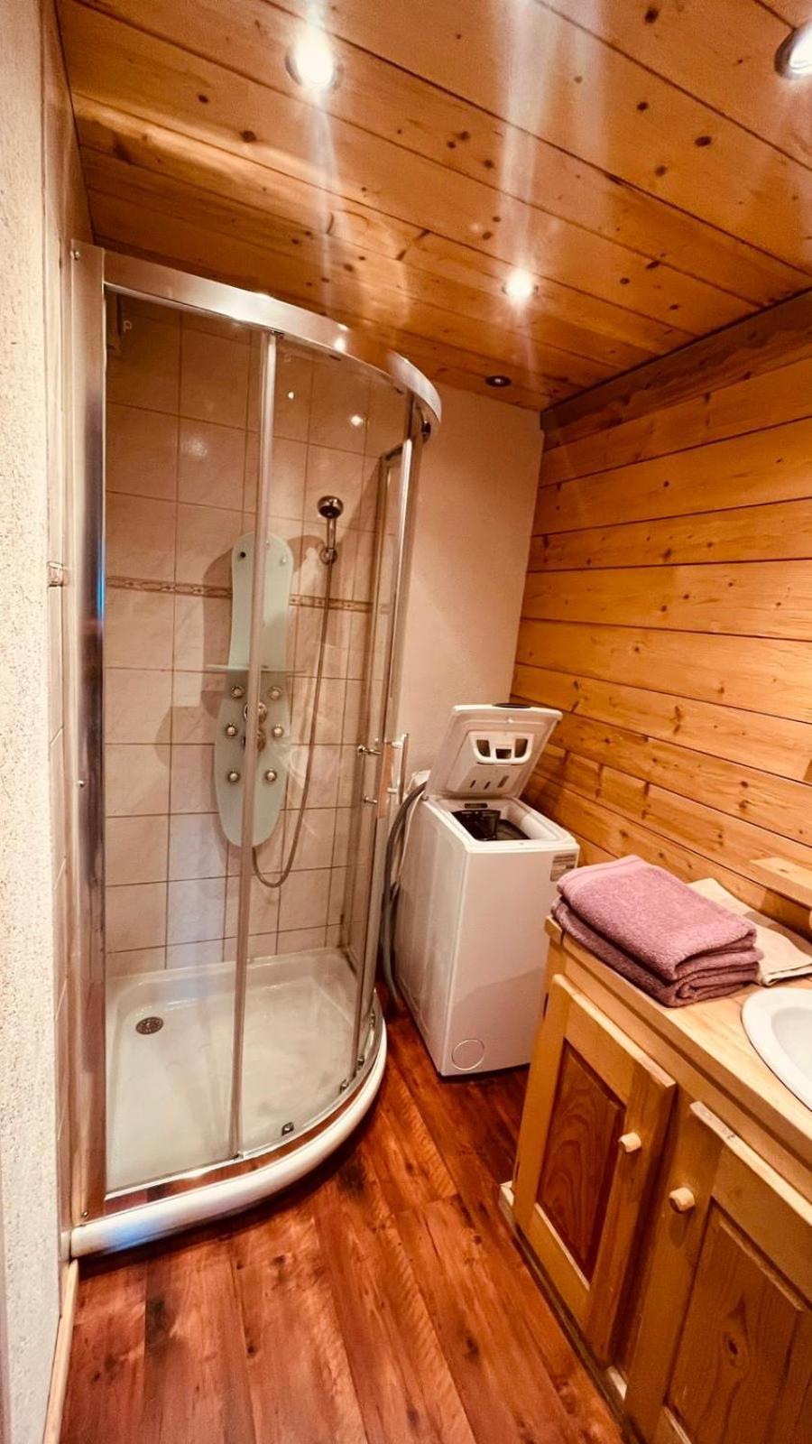 Appartement 2 Pieces Le Sapporo เลส์เฌต์ ภายนอก รูปภาพ